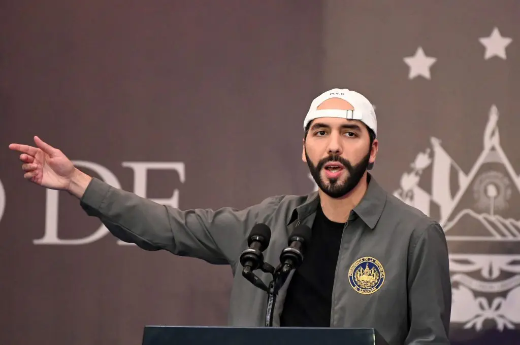 Il Presidente di El Salvador firma la legge che elimina le tasse sulle innovazioni tecnologiche