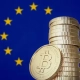 L'Unione Europea ha ufficialmente promulgato una nuova legislazione sulla licenza delle criptovalute e il riciclaggio di denaro L'Unione Europea ha ufficialmente promulgato una nuova legislazione sulla licenza delle criptovalute e il riciclaggio di denaro