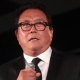 "L'America è in bancarotta": Robert Kiyosaki avverte che sta arrivando un crollo, afferma che la Fed ha fumato "fantasy weed" — Ecco i 3 asset che preferisce per proteggersi dagli shock "L'America è in bancarotta": Robert Kiyosaki avverte che sta arrivando un crollo, afferma che la Fed ha fumato "fantasy weed" — Ecco i 3 asset che preferisce per proteggersi dagli shock