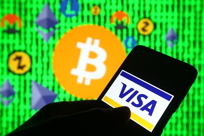 Visa: Le carte crypto generano un volume di pagamento di miliardi dal 2021