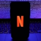 Il titolo di Netflix sale dopo che la versione con pubblicità raggiunge 15 milioni di utenti attivi mensili Il titolo di Netflix sale dopo che la versione con pubblicità raggiunge 15 milioni di utenti attivi mensili